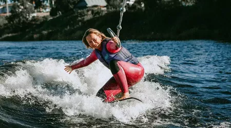 Серфинг за катером в СПб